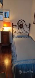 Letto artigianale in ferro battuto