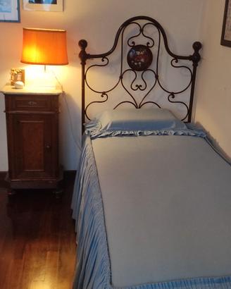 Letto artigianale in ferro battuto
