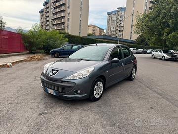 Peugeot 206+ 1.1 benzina