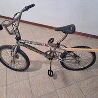 Bici BMX Acrobazie