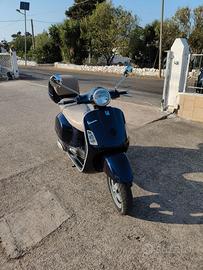 Vespa Granturismo 125
