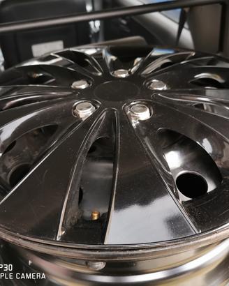  4 Cerchi in Ferro 16" + Copricerchi Neri