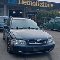 RICAMBI USATI VOLVO V 40 SW ANNO 2003