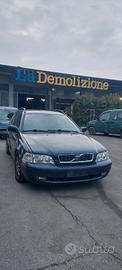 RICAMBI USATI VOLVO V 40 SW ANNO 2003