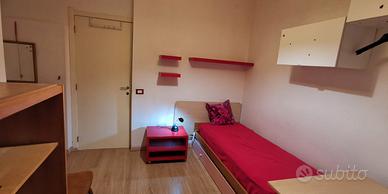 Stanza silenziosa con letto ospite a via Mazzini e