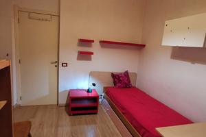 Stanza silenziosa con letto ospite a via Mazzini e