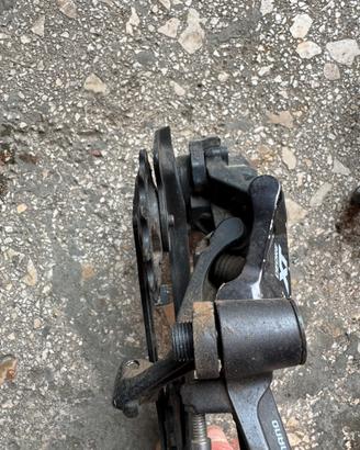 Cambio posteriore e comando 12v Shimano xt