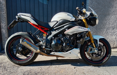 Triumph Speed Triple R 1050 ABS