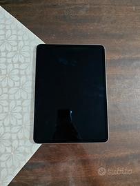 Ipad pro 11”  da 2TB  16 RAM