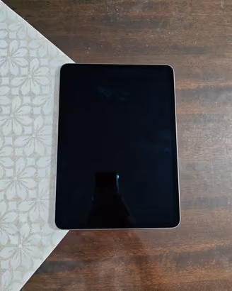 Ipad pro 11”  da 2TB  16 RAM
