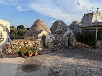 CASA DI CORTE A CISTERNINO