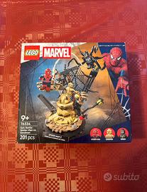 Due Lego Marvel 76334 e 76101