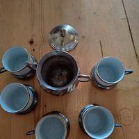 Cinque tazzine più zucchiera in peltro