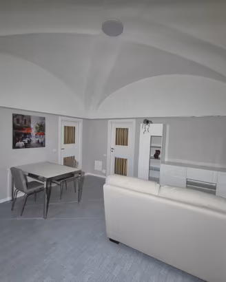 Ampio Bilocale LIBERO SUBITO (NO AGENZIA)