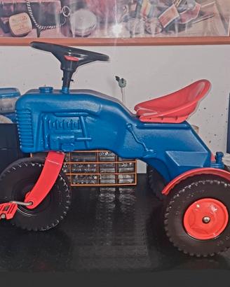 Trattore giocattolo pedali anni 70
