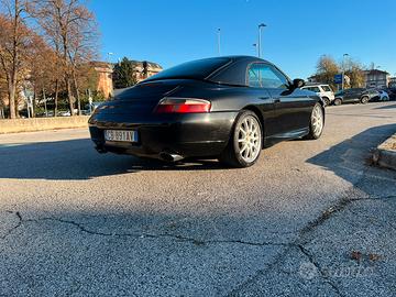 Porsche carrera 911 (996) 01