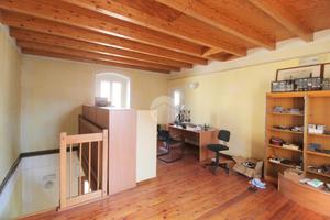 UFFICIO A TRAVAGLIATO