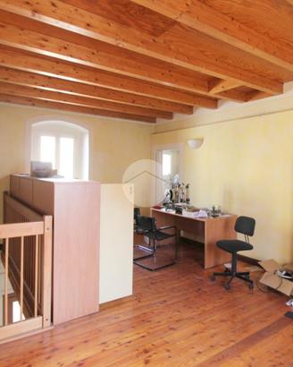 UFFICIO A TRAVAGLIATO