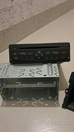 autoradio opel vivaro anno 2010
