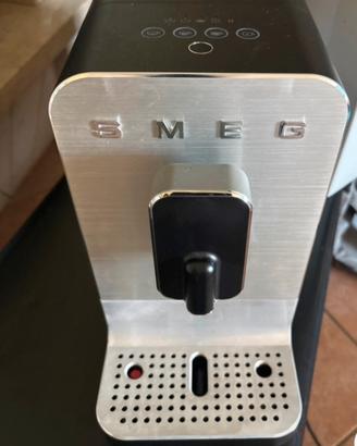 Smeg macchina caffe automatica