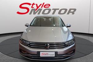 VOLKSWAGEN Passat Variant 2.0 TDI SCR EVO DSG Bu