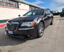 Lancia Thema 3.0 v6 239 cv Platinum