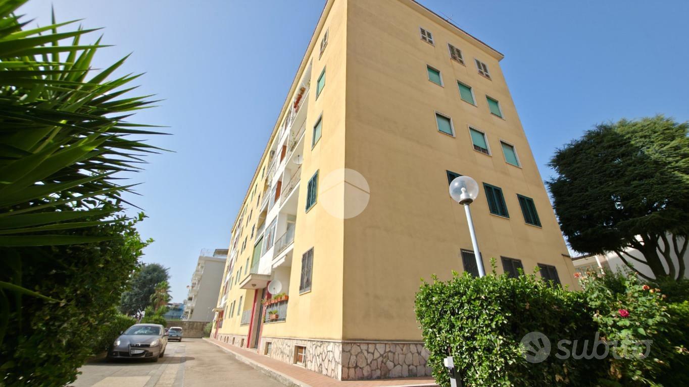 Apartament me 4 dhoma, 105 m²