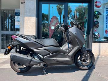 Yamaha X-Max 300