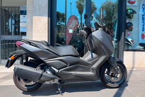 Yamaha X-Max 300
