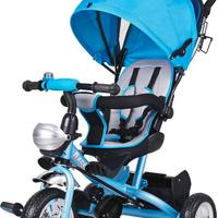 Triciclo con cappotti a bambino