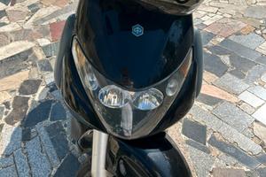 Beverly 200 iscritto al registro storico