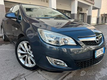 Opel Astra 1.7 CDTI 110CV Cosmo