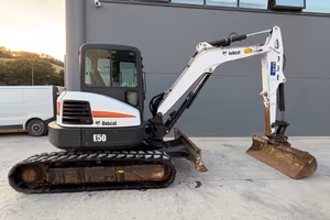 Escavatore cingolato Bobcat E50 motore Kubota turb