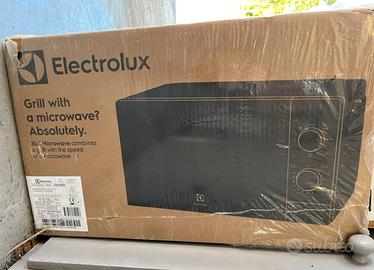 Microonde Electrolux, nuovo ancora sigillato