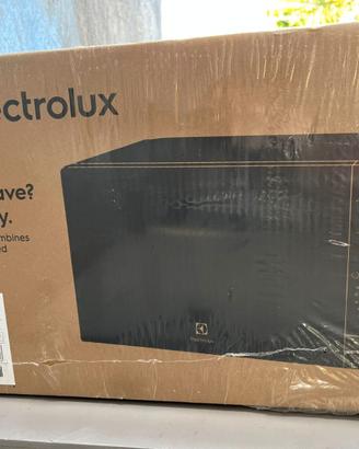 Microonde Electrolux, nuovo ancora sigillato