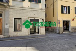 NEGOZIO A CAMPI BISENZIO