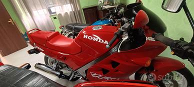 HONDA VFR