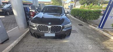 BMW X4 IMMACOLATA 2024 M SPORT