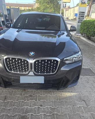 BMW X4 IMMACOLATA 2024 M SPORT