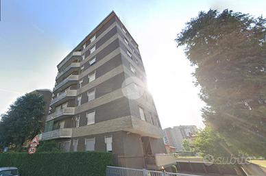 2 LOCALI A GARBAGNATE MILANESE