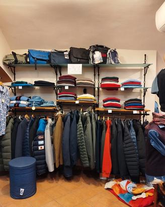 arredamento negozio 