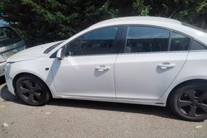 Chevrolet cruze anno 2011 porte sx ant e post 