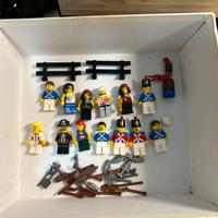 Lego lotto 13 Minifigures Pirati