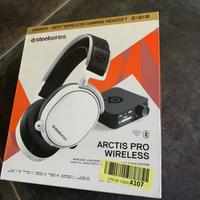 SteelSeries Arcti Pro Wireless