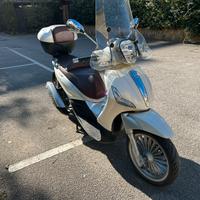 Beverly Piaggio 300