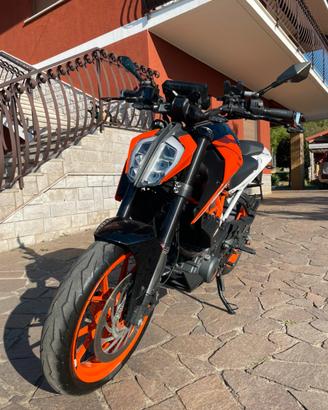 Ktm duke 390