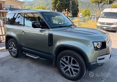 Land Rover Defender 3.0D 250 CV AWD X-Dynamic HSE