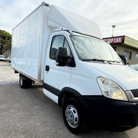 Iveco Daily patente b con cassa x mobili