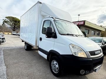 Iveco Daily patente b con cassa x mobili