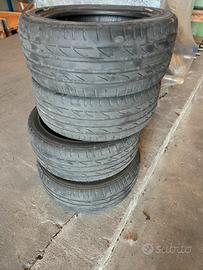 Bridgestone 225/45 R17 Gomme Estive 